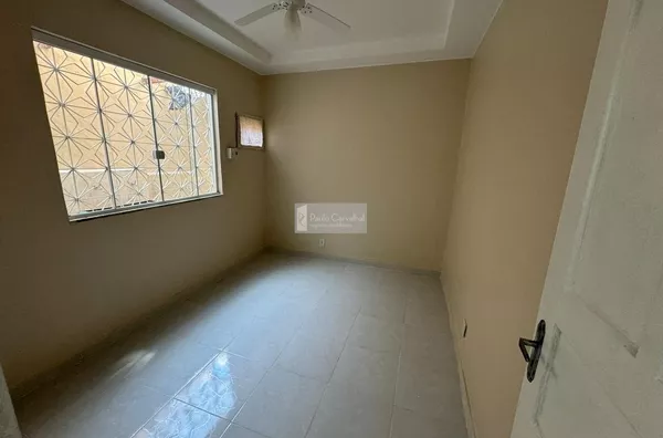 ALUGUEL de Excelente Apartamento  tipo CASA 2 Qtos, 50 m² - Irajá 
