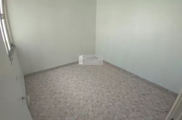 ALUGO Apartamento 1 Quarto, 32 m²- Irajá 