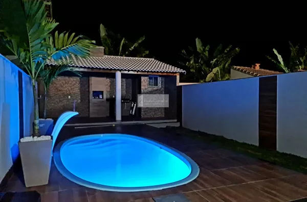 VENDO Maravilhosa CASA 2 Qtos, Suíte, 90 m² - Itaipuaçu - Maricá