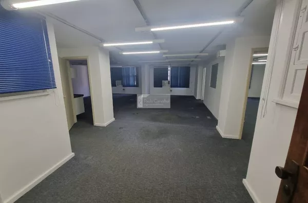 ALUGO EXCELENTE SALA COMERCIAL 150 m² - Centro - RJ