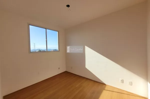 VENDO Excelente Apartamento 2 Qtos, 50m² + VAGA - Irajá