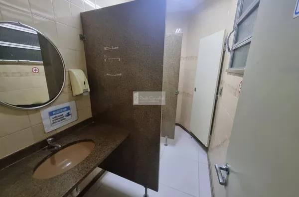 ALUGO EXCELENTE SALA COMERCIAL 150 m² - Centro - RJ