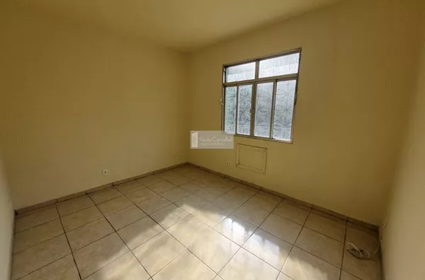 ALUGO APARTAMENTO 2 Qtos, 60m² - Irajá 