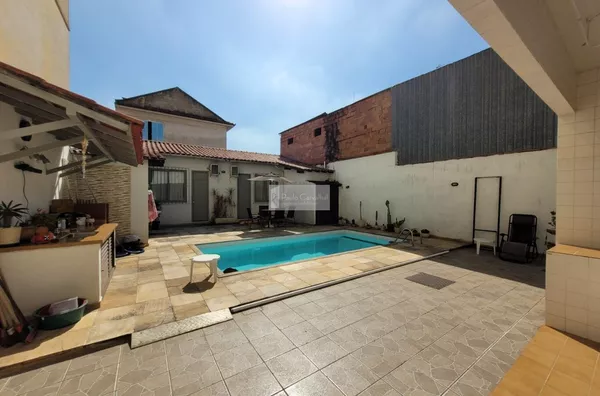 VENDO EXCELENTE CASA 5 Qtos , Suíte, 2 Vagas - Vila da Penha