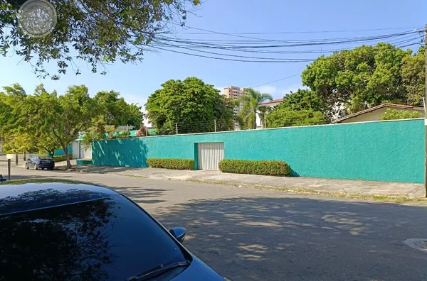 Exuberante e Potencial Patrimônio a venda