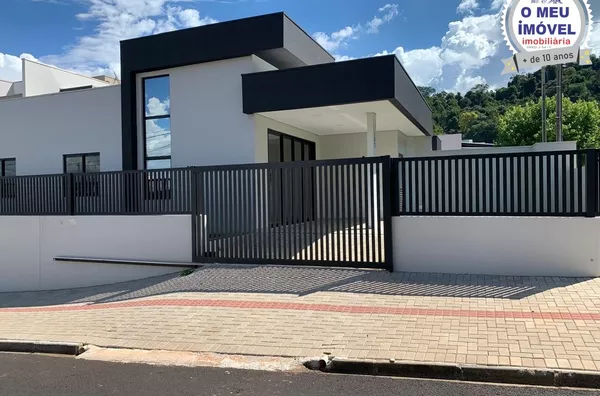Casa para venda,  no bairro Sadia, Francisco Beltrão