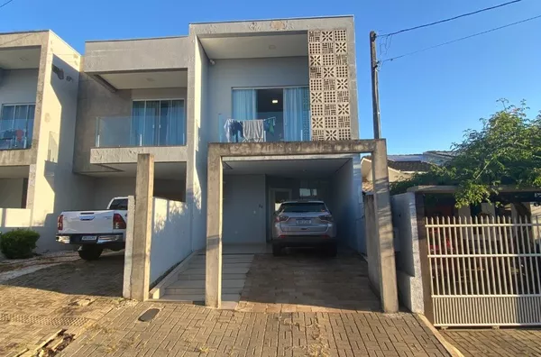 Sobrado para venda, 3 quarto(s),  Luther King, Francisco Beltrão