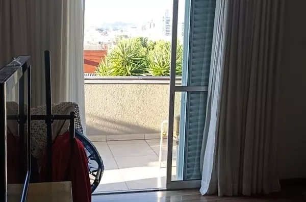  Belíssima casa a venda ,bairro Nossa Senhora Aparecida