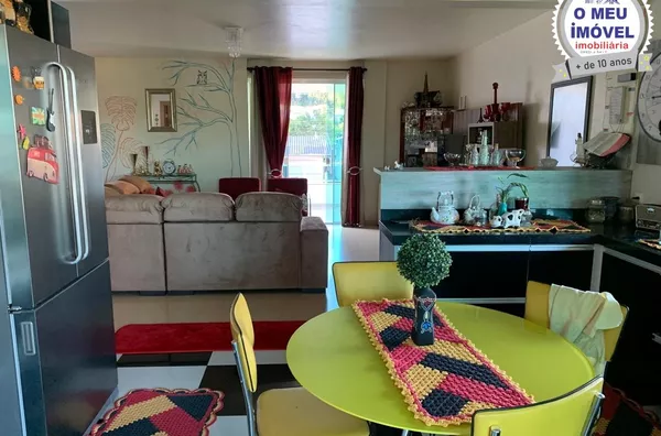 Belíssima Casa para venda  no Bairro Cristo Rei em Francisco Beltrão