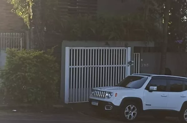  Belíssima casa a venda ,bairro Nossa Senhora Aparecida