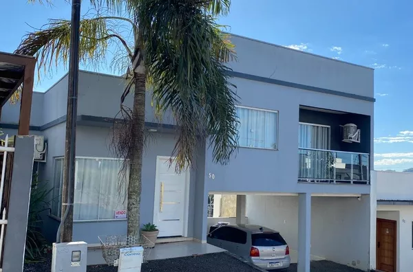 Sobrado para venda, 1 quarto(s),  Agua Branca, Francisco Beltrão