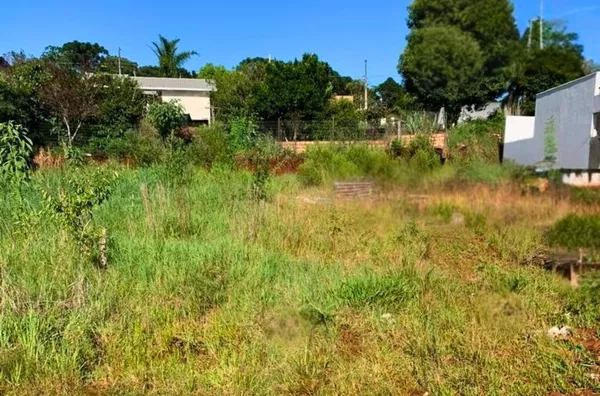 Terreno à Venda – Loteamento Santa Bárbara