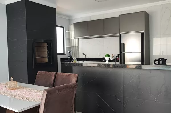 Belíssima casa para venda no Alagado de Nova Prata do Iguçau.