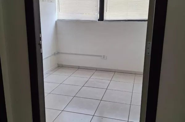 Sala comercial 35 m2 no Alto da XV