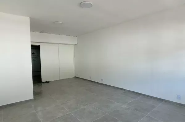 Sala 07, Shopping Roseiral, Olaria