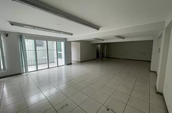 Predio comercial em Olaria - Foto 32