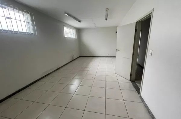 Predio comercial em Olaria - Foto 13