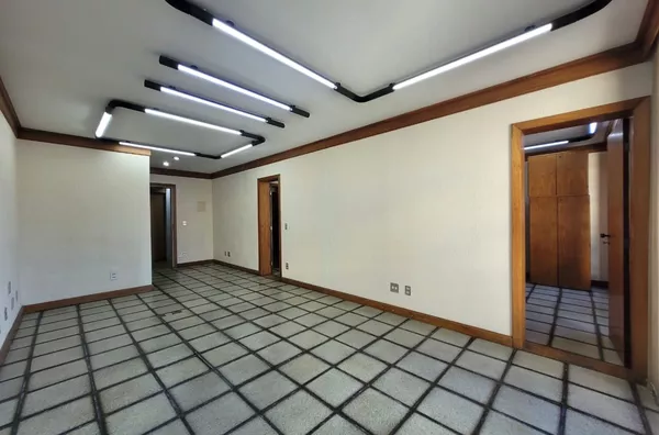 Sala Dupla 202 e 203 Ed. José Ruiz Bolea,  Centro, Nova Friburgo