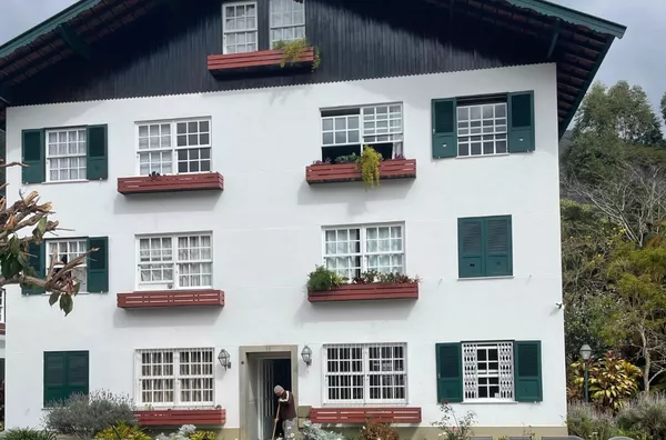 Apartamento duplex para venda, 4 quarto(s),  Olaria, Nova Friburgo