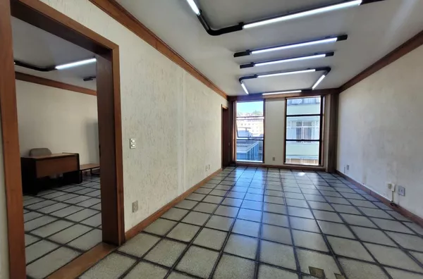 Sala Dupla 202 e 203 Ed. José Ruiz Bolea,  Centro, Nova Friburgo