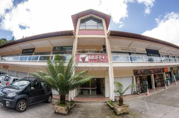 Loja 09 e 10 Mury Center  