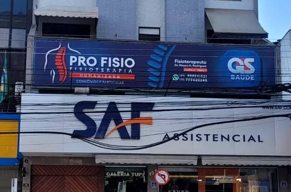 Sala no centro de Olaria