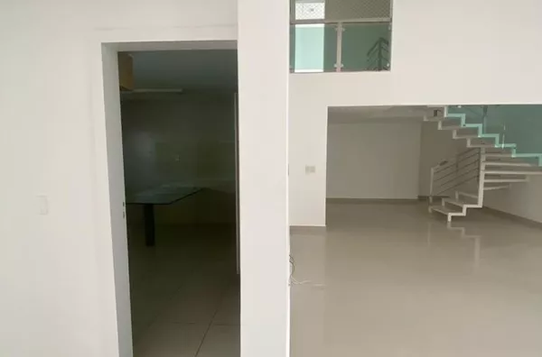 CASA LUXO ALPHAVILLE FORTALEZA     03 SUITES PE DIREITO ALTO                                                   