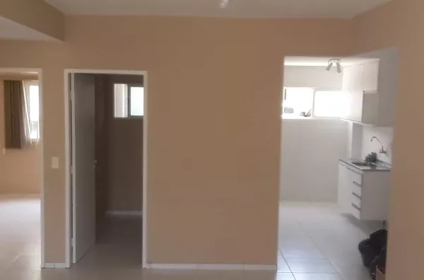 Apartamento para Venda Icarai com 03 quartos, sendo uma suite, armarios, banheiro social.