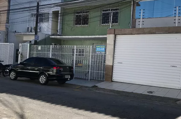 Sala comercial para Alugar na Rua Assunção R$ 350,00 a R$ 500,00, com area apartir de 17 M². 