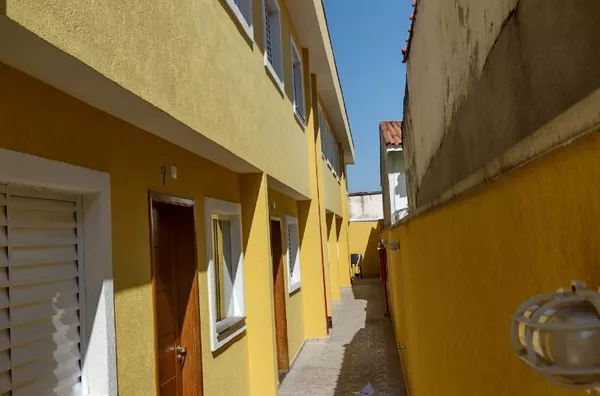 Casa em condomínio - 46 m² - 02 Dormitórios - Itaquera