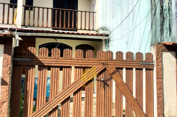 Rua Zenith Eloy da Silva Passos N° 130 CASA 02