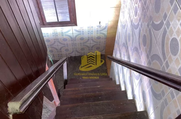 Rua Fagundes Varella, chalé de madeira,  Centro, Mangaratiba