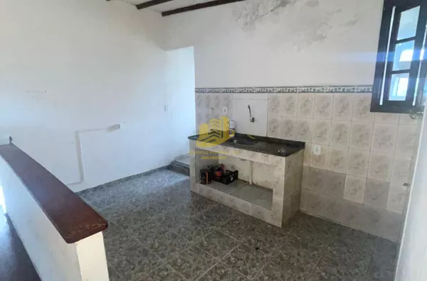 Rua 15 De Novembro, apto 03, Centro de Mangaratiba/RJ