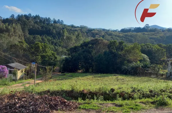 Imagine construir sua casa em Nova Hartz, em lugar privilegiado, ar puro e contato com a natureza, com área de 900,00m², por apenas 110.000,00