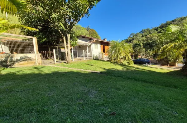 Casa para venda em São Pedro De Alcântara