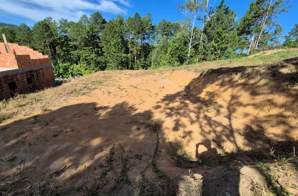 Terreno em São Pedro De Alcântara