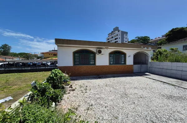 Casa para venda na Praia Comprida, São José