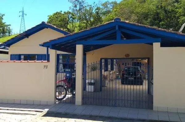Casa para venda no centro de São Pedro De Alcântara/SC