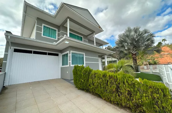 Casa para venda no centro de Santo Amaro Da Imperatriz/SC