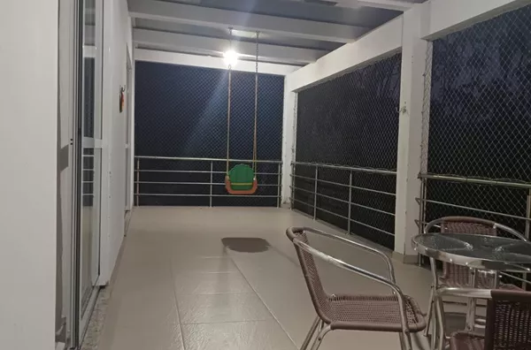 Excelente casa de alvenaria no Centro de São Pedro de Alcântara