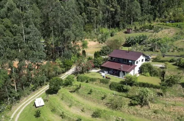 Sítio em São Pedro De Alcântara