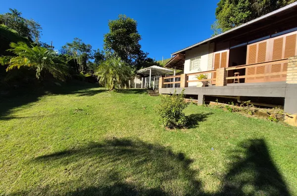 Casa para venda em São Pedro De Alcântara