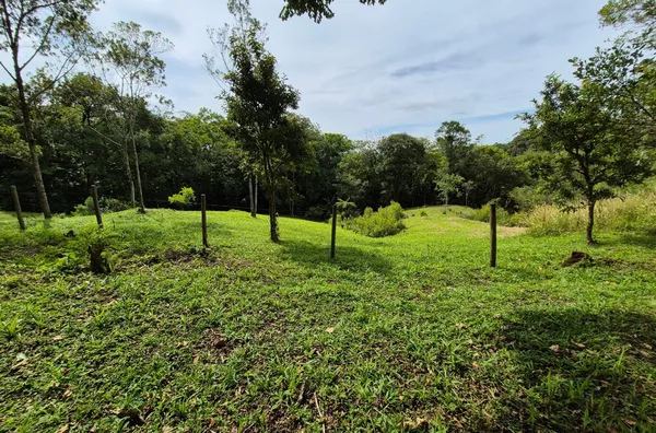 Sítio em São Pedro De Alcântara