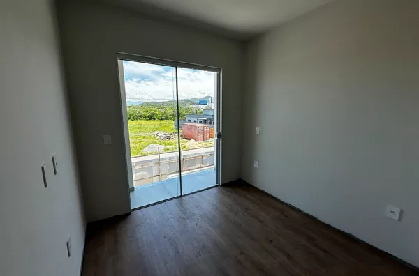 Lindos Sobrados de 2 e 3 dormitórios, Nova São José, São José