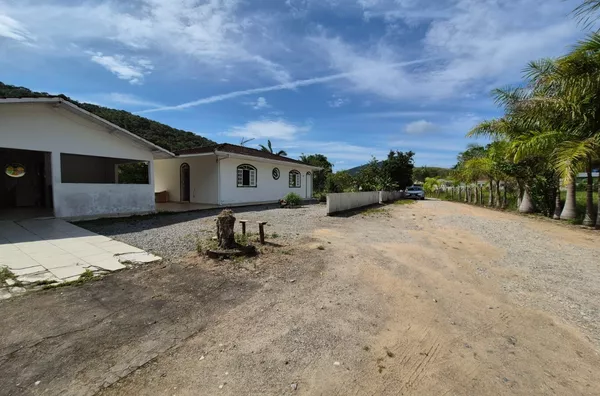 Casa para venda em São Pedro De Alcântara/SC