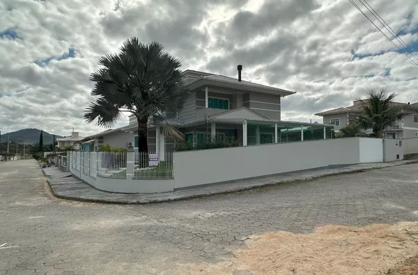 Casa para venda no centro de Santo Amaro Da Imperatriz/SC