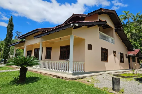 Casa para aluguel,  São Sebastião, São Pedro De Alcântara