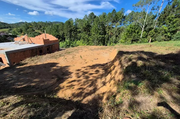 Terreno em São Pedro De Alcântara