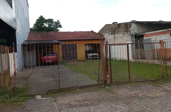Ótimo Terreno na avenida principal de GravataÍ próximos de lojas comercias em frente a hipermercado,muito bem localizado venda,  - Selecione - Bairro, Gravatai