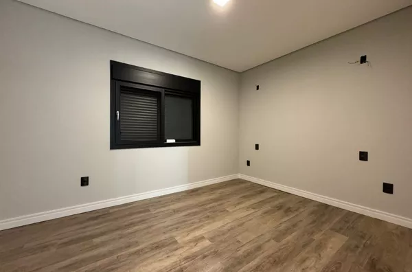 Belíssima Casa para venda,  - Selecione - Condominio Cyrella Gravatai